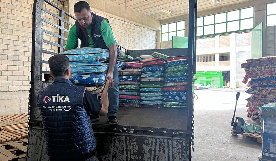 Ti̇ka, Lübnan'da Insani Yardım Malzemesi Dağıttı (1)