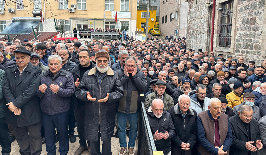 Emekli Din Görevlisi Turan Ebediyete Uğurlandı 3