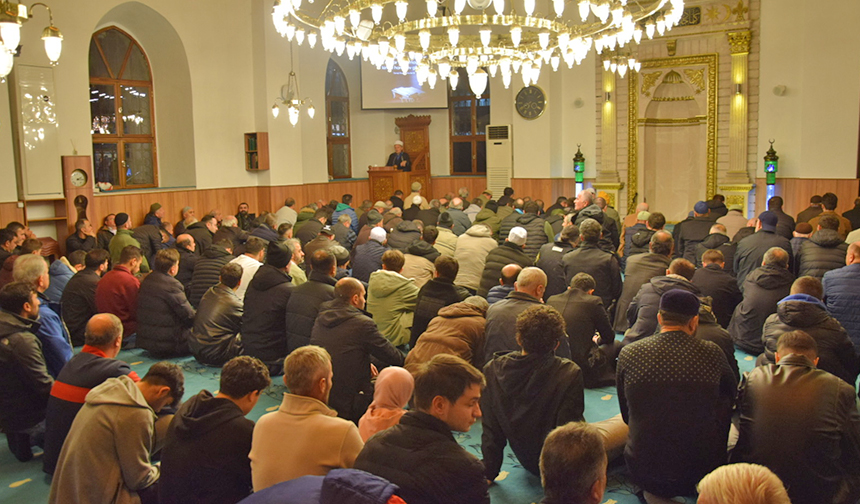 Kırbıyık Regaib Gecesi Rahmet Mevsiminin Ilk Cemresidir 02