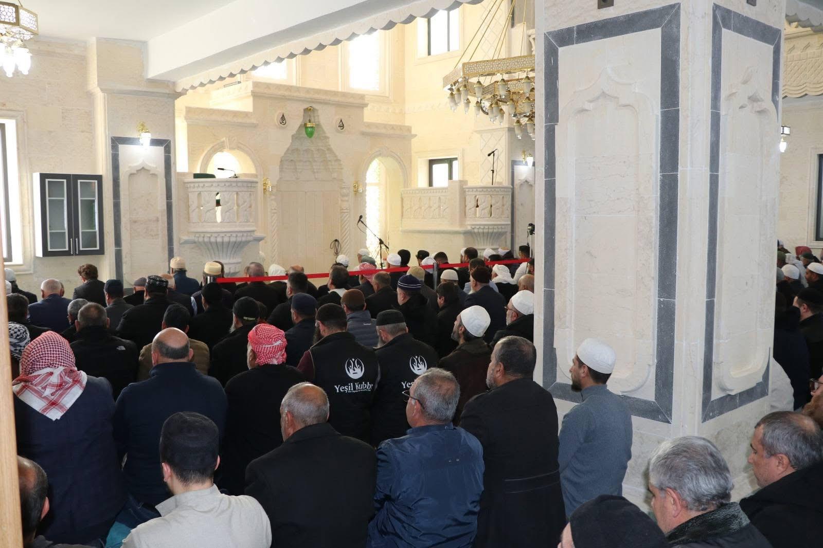 Yeşil Kubbe Cami İbadete Açıldı2