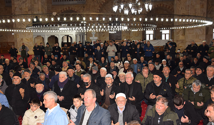 Kılıçbay Umre Gönülleri Ihya Eden Mukaddes Bir Yolculuktur 10