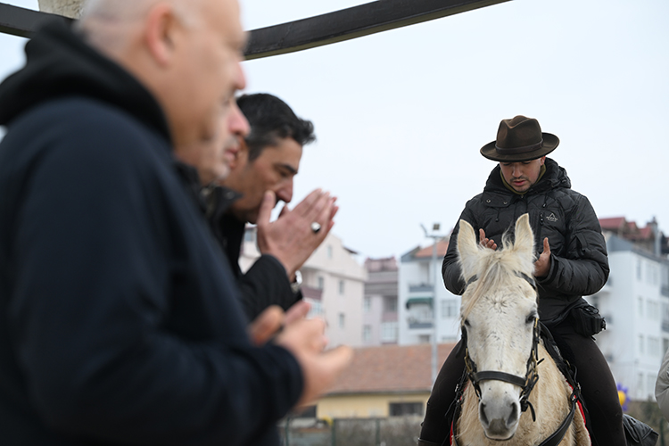 İspanya'dan At Sırtında Kutsal Topraklara Giden 3 Hacı Adayı Edirne'den Dualarla Uğurlandı 2