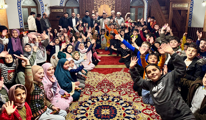 Kayseri Ramazan Cami Çocuk 22