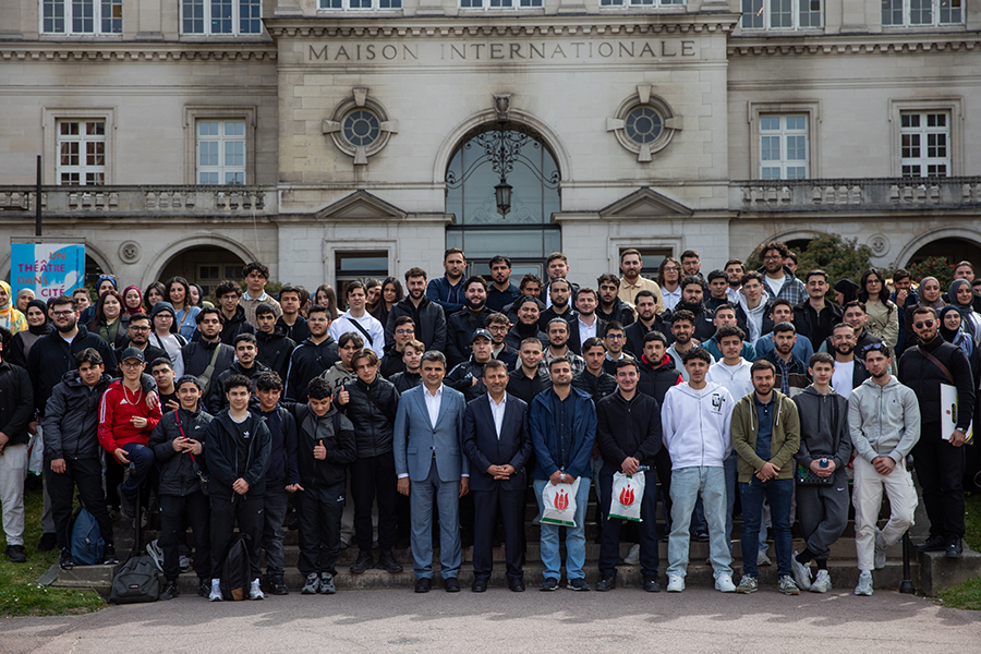 2025.04.19 Di̇ti̇b Fransa'nın 2. Gençlik Zirvesi Paris'te Düzenlendi (14)