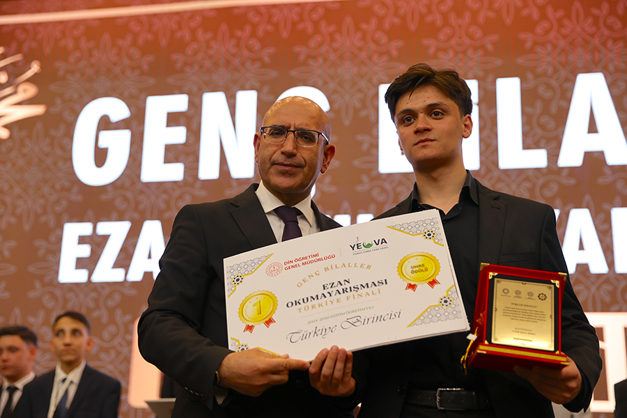 2025.04.24 Genç Bilaller Ezan Okuma Yarışmasının Türkiye Finali Mardin'de Yapıldı (10)