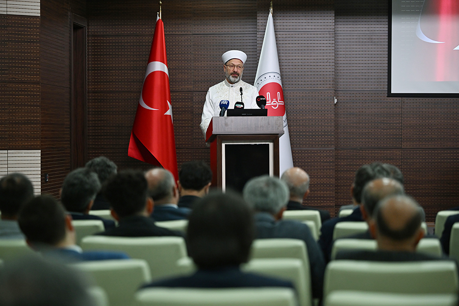 2025.04.28 Diyanet İşleri Başkanı Erbaş Uluslararası İnsan, Yalnızlık Ve Din Sempozyumunda Konuştu (3)