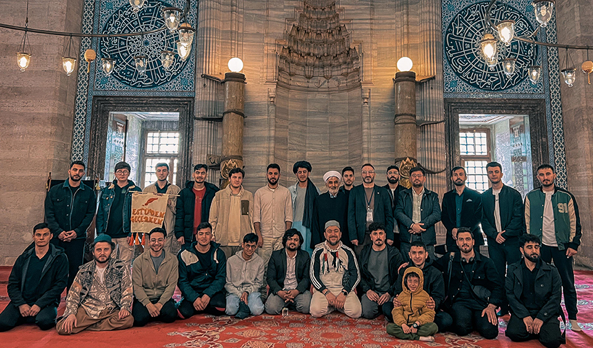 Estü Diyanet Gençlik 44