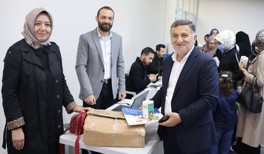 Kapaklı Kitap Okuma 22