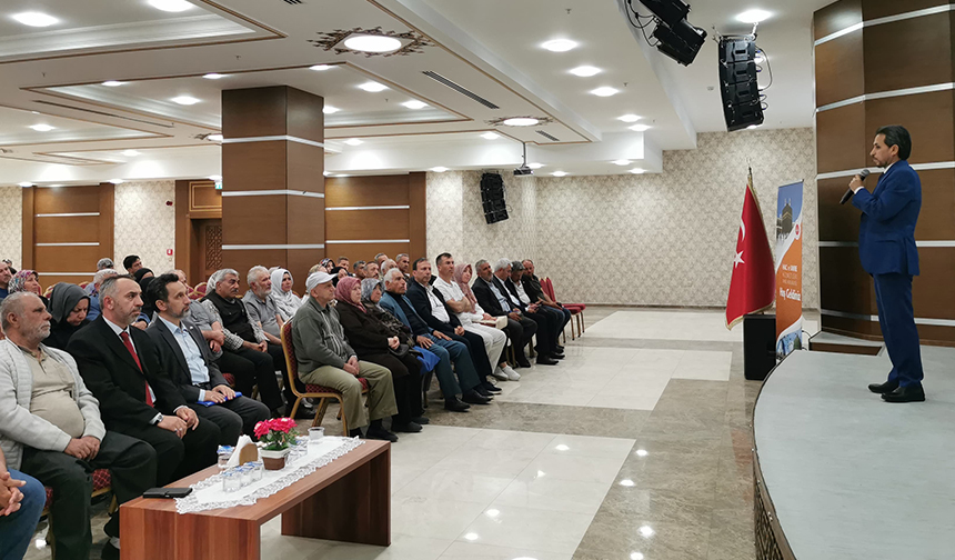 Kıbrıs Hac Semineri 33