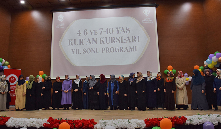 4 6 Ve 7 10 Yaş Kur'an Kurslarında Yıl Sonu Coşkusu 15