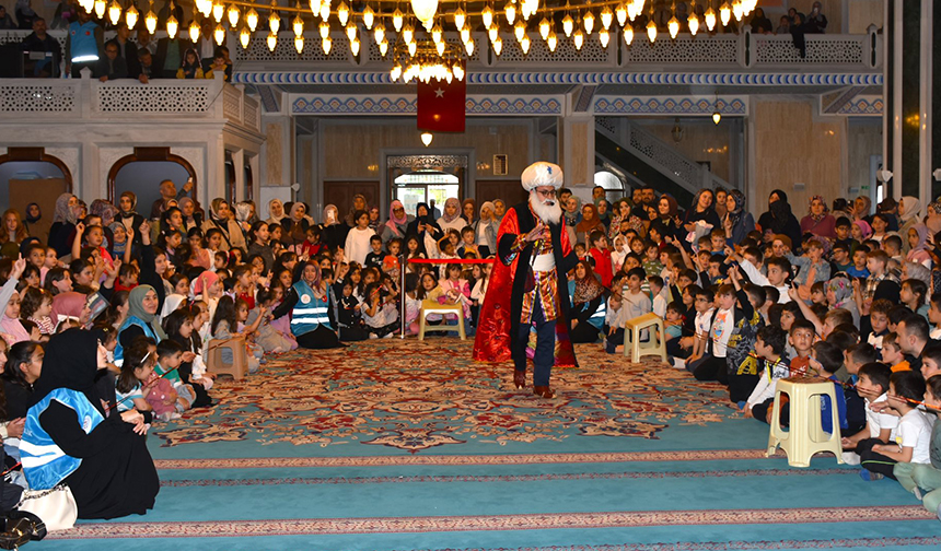 Bilecik Cami Çocuk 44