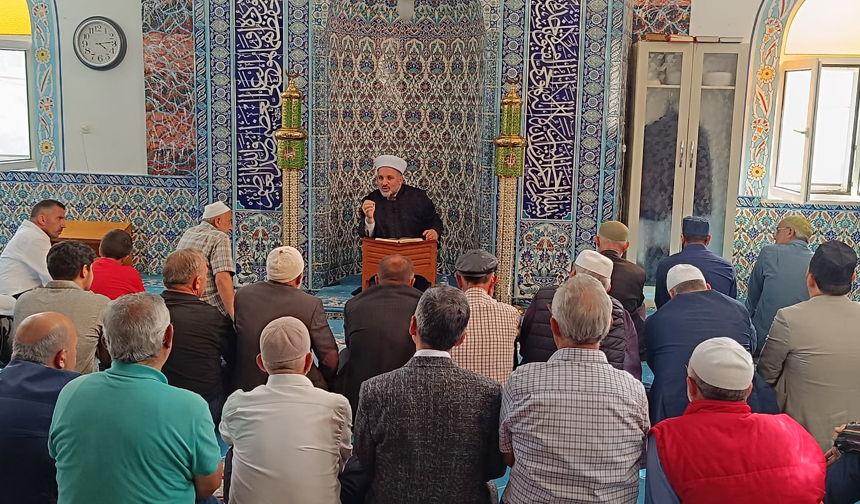 Din Görevlisi Topal Ebediyete Uğurlandı 3