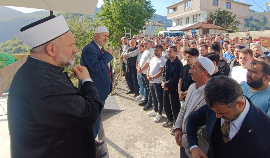 Din Görevlisi Topal Ebediyete Uğurlandı 5