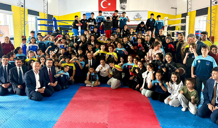 Erva Açıldı 22