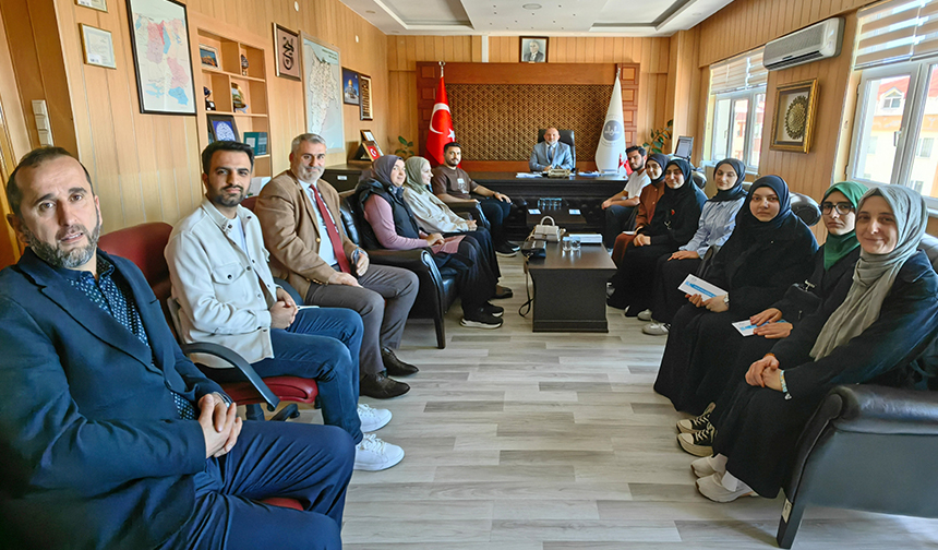 Giresun’da Umre Ödüllü Bilgi Yarışması Il Ödülleri Verildi 2