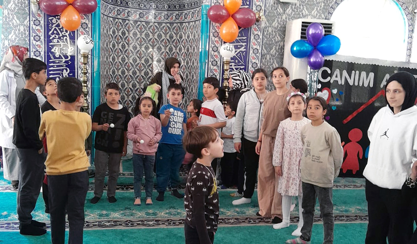 Pendikte Gelenek Cocuklu Camiler Bulusması02