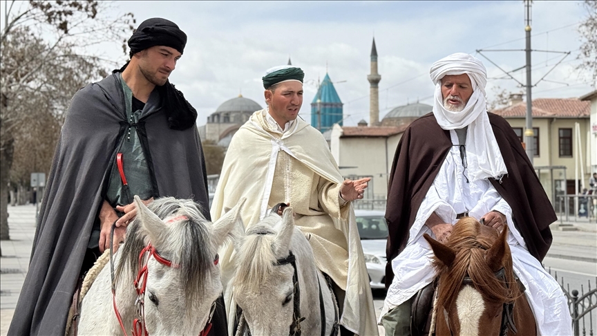 Atla Uzun Yolculuk Için İspanya Ve Portekiz'de Eğitim Almışlar