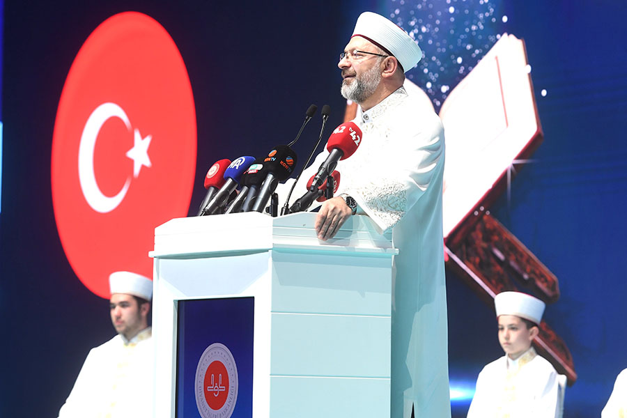 Başkan Erbaş Nihai Hedef Kur'an'a Göre Tanzim Edilmiş Bir Hayattır (5)
