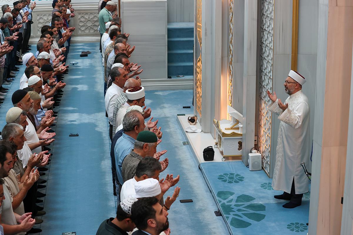 Başkan Erbaş'tan Anne Babalara Çağrı (4)