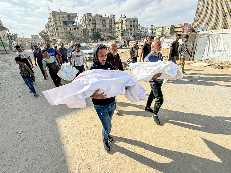 İsrail'in Gazze'de Yardım Bekleyenlere Saldırısında En Az 45 Kişi Hayatını Kaybetti (2)