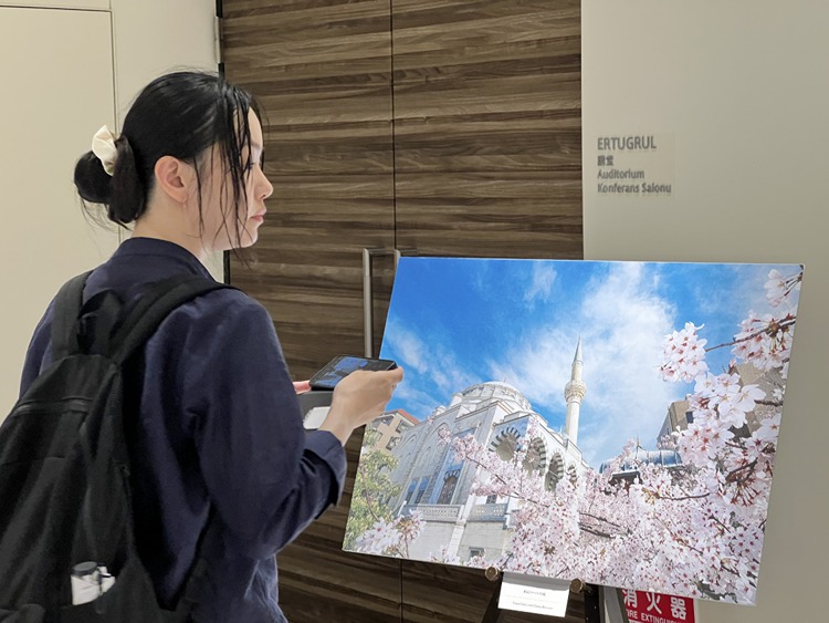 Japonya'da Tokyo Camisi’nin Açılışının 25. Yılı Kutlandı 3