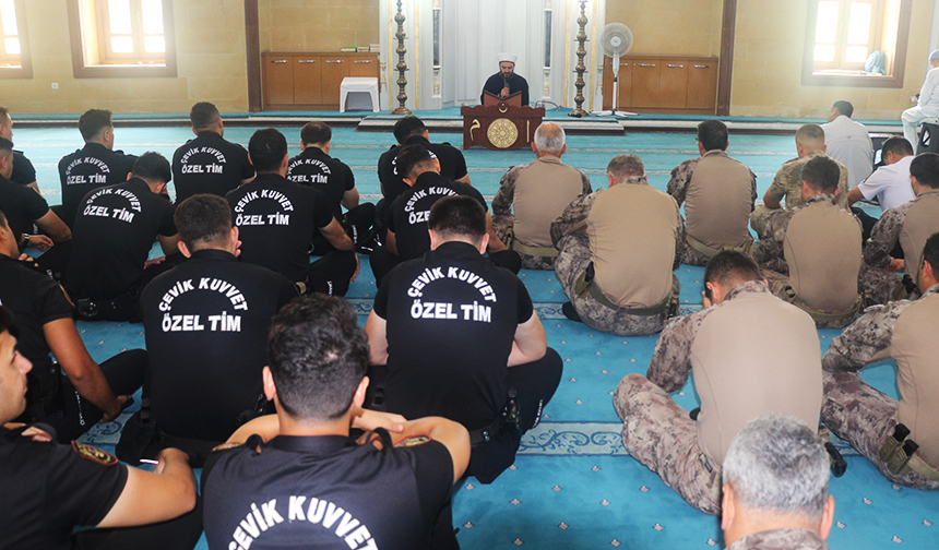 Adana Dua 11