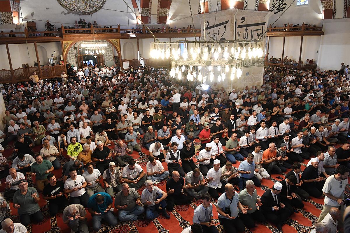 Başkan Erbaş Kutsallarımıza Saldıran Şer Odaklarına Karşı Uyanık Olalım (6)