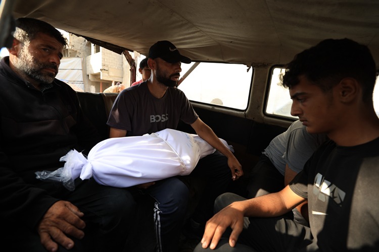 İsrail'in Gazze'de Düzenlediği Saldırılarda 12 Kişi Hayatını Kaybetti 2