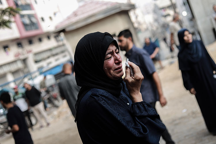 İsrail'in Gazze'ye Yönelik Saldırılarında Aralarında Çocukların Da Bulunduğu 39 Filistinli Hayatını Kaybetti (3)
