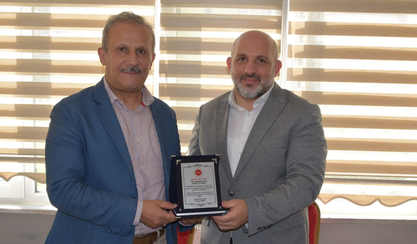 Müftü Kılıçbay Her Güzel Hizmet, Zamanı Aşar, Duada Yaşar 3