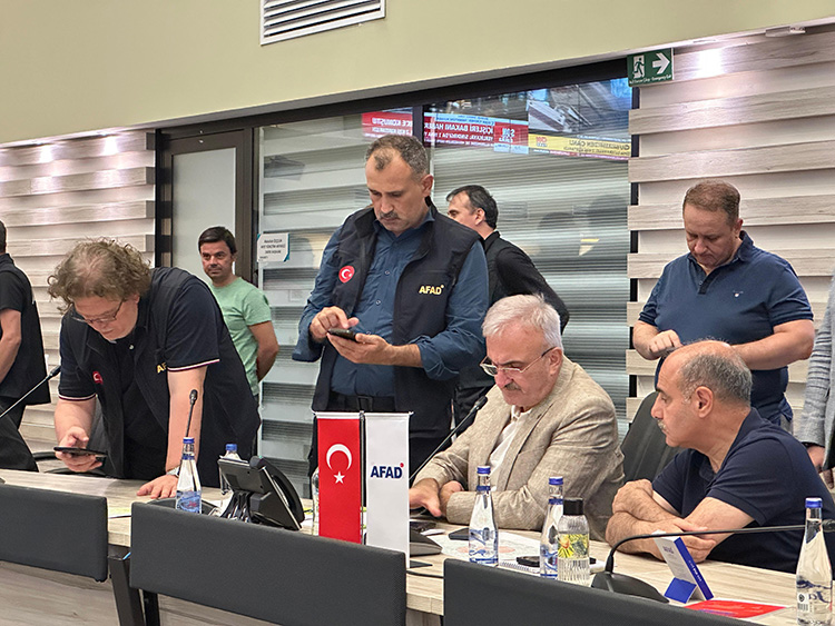 Balıkesir'de 6,1 Büyüklüğünde Deprem 9