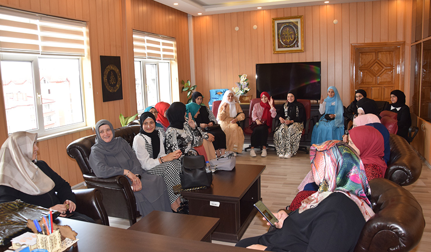 Gürcistanlı Öğrenciler Din Eğitimini Tamamladı 3