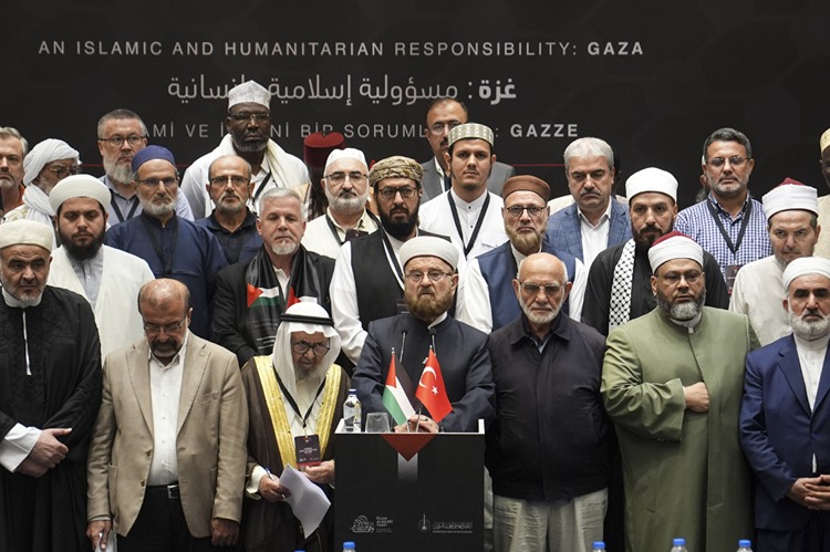 İslami Ve İnsani Bir Sorumluluk Gazze Konferansı Çalıştaylarla Sürüyor (2)