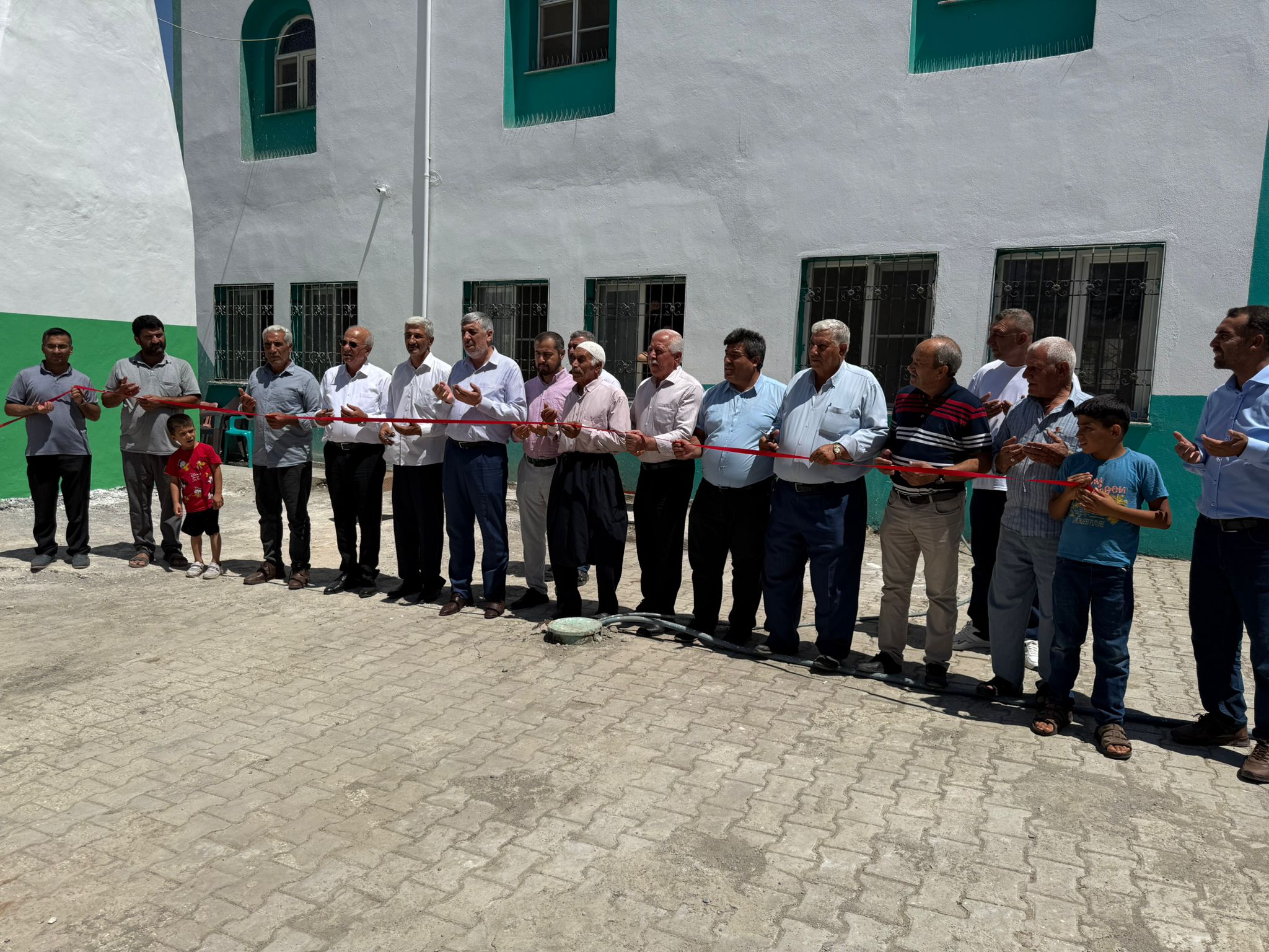 Macunlu Cami İbadete Açıldı%0A1