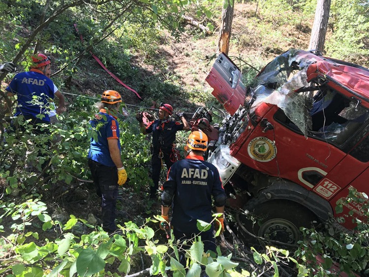 Osmaniye'de Arazözün Devrilmesi Sonucu 1 Orman Işçisi Şehit Oldu 2