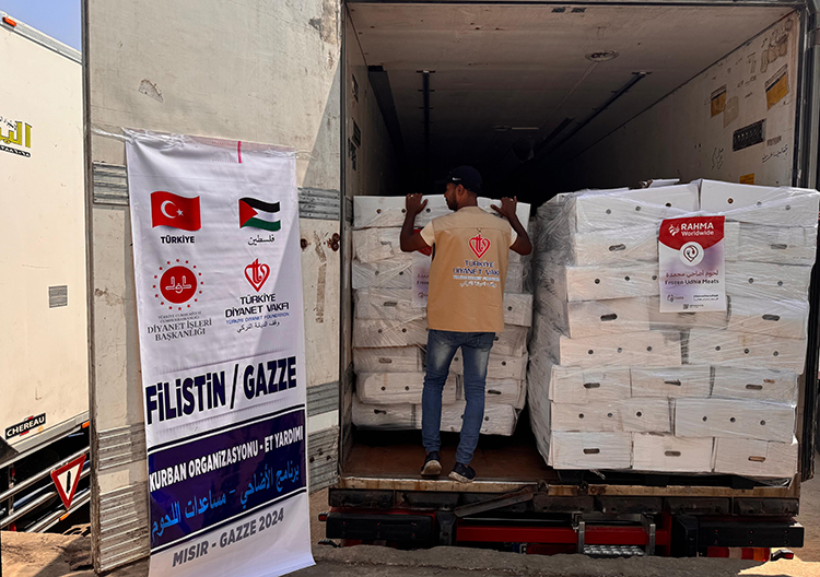 Türkiye Diyanet Vakfı, Gazze'ye 35 Milyon Dolara Yakın Insani Yardım Ulaştırdı (3)