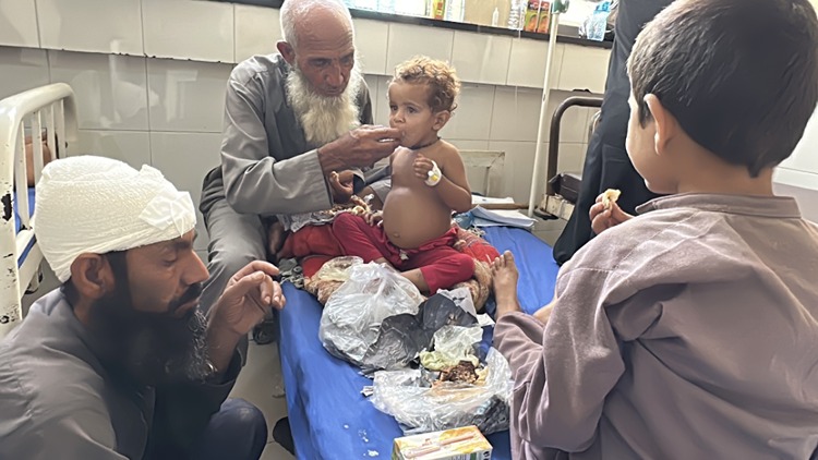 Afganistan'da Meydana Gelen 6 Büyüklüğündeki Depremde 800'Den Fazla Kişi Yaşamını Yitirdi (4)