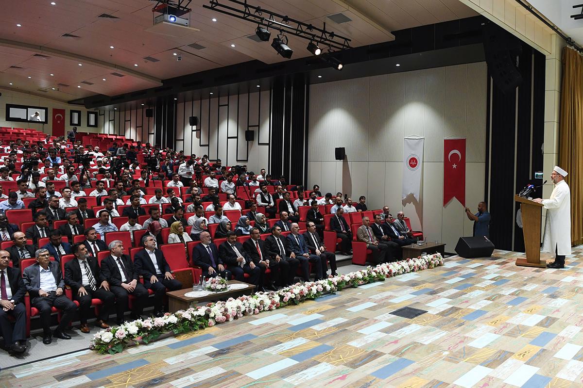 Başkan Erbaş Dini Değerleri Istismar Eden Terör Örgütleri Var (3)