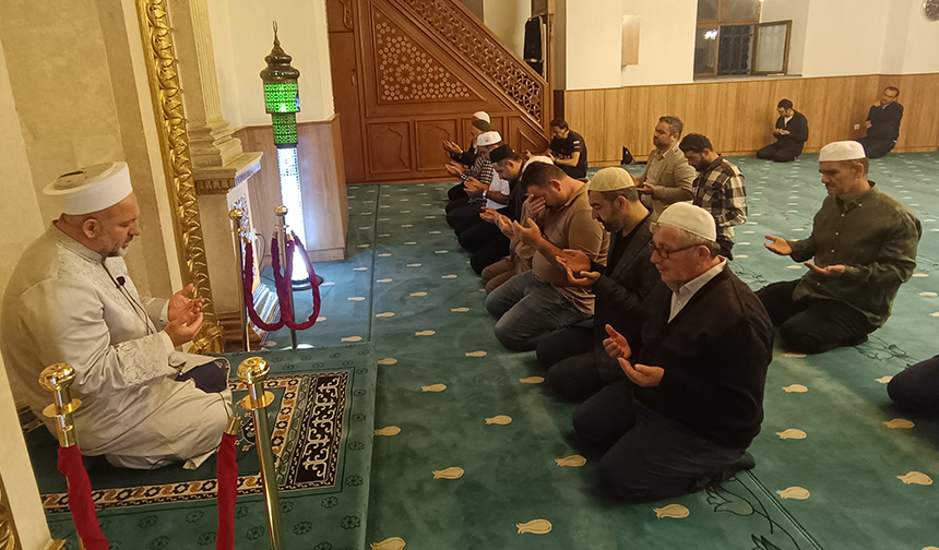 Müftü Kılıçbay Aziz Şehitlerimize Ve Kahraman Gazilerimize Minnettarız 3