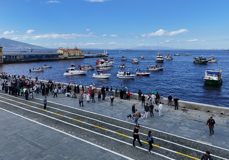 Binlerce kişi, Gazze ve Küresel Sumud Filosu’na destek için buluştu
