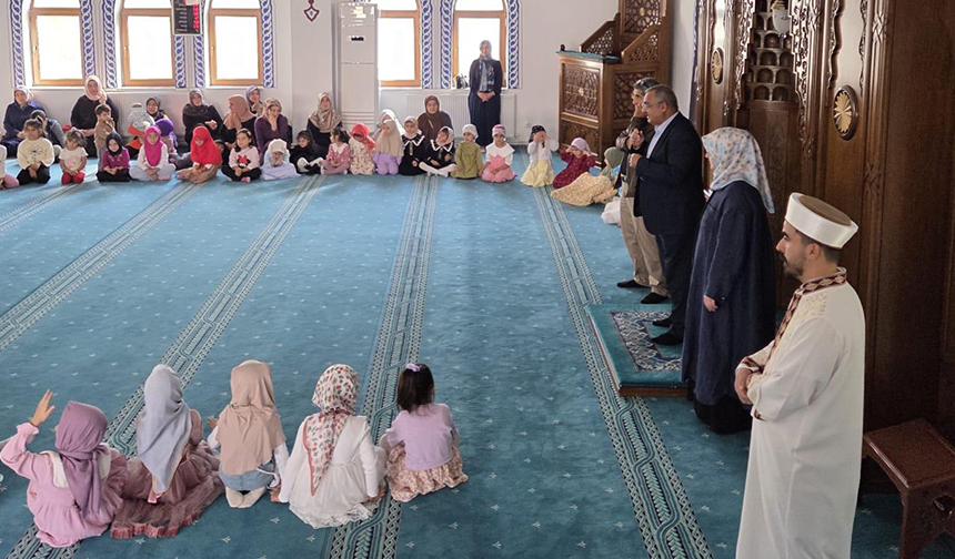 Iğdır Cami Çocuk 11