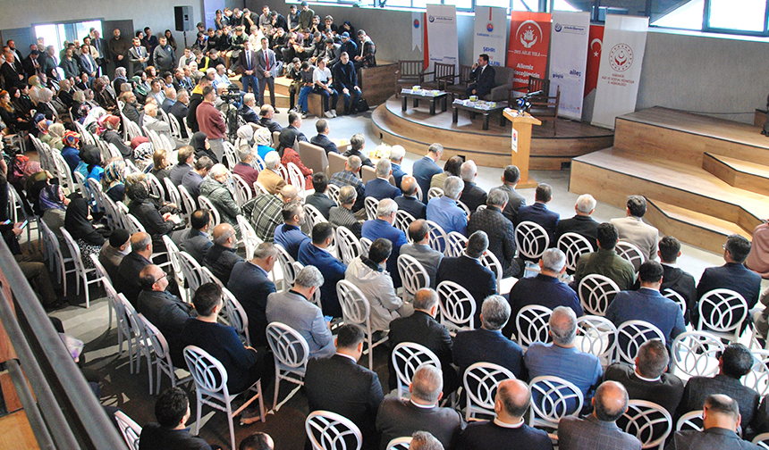 Uluslararası Din Görevlileri Sempozyumu Karabük’te düzenlendi
