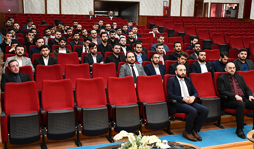 Müftü Çakmakçı: Namaz, Müslümanın gönül dünyasını inşa eder