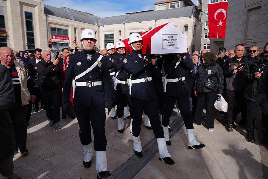Hırvatistan’daki uçak kazasında şehit olan pilot Hasan Bahar ebediyete uğurlandı