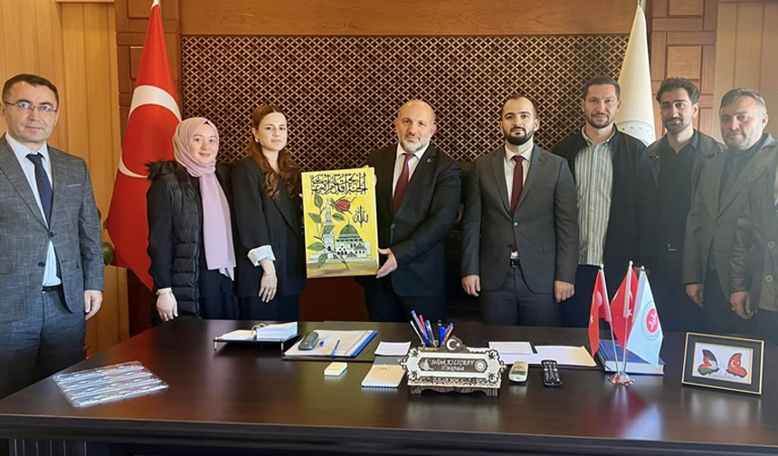 Cami Cemaatını Sanatla Buluşturan Proje 13