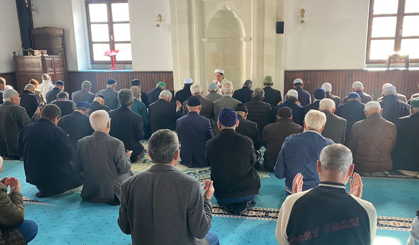 Espiye Şehidini Dualarla Andı 2