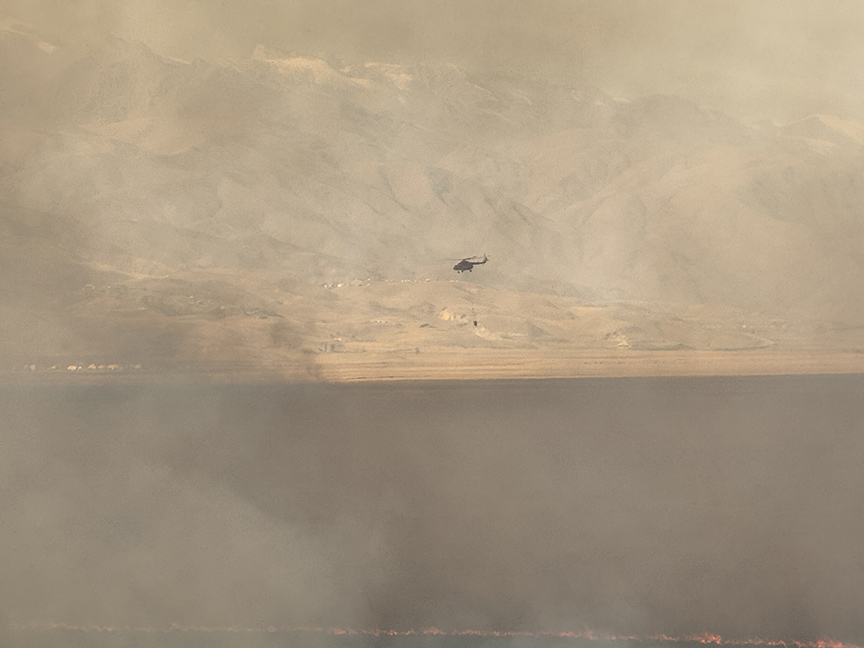 Hakkari’de Nehil Sazlığı’ndaki yangına havadan müdahale ediliyor
