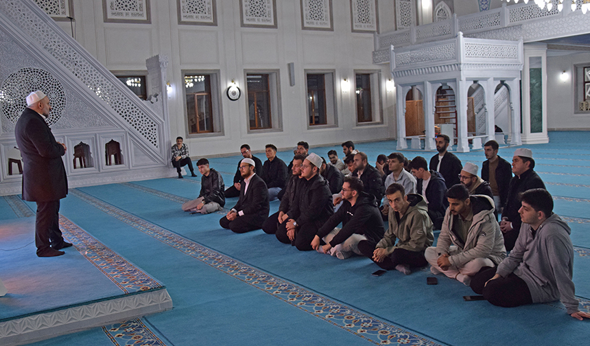 Müftü Kılıçbay Şehit Olmak, Hakikate Şahit Olmaktır 6