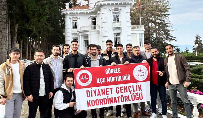 Üniversiteli Gençler Kültür Gezisiyle Moral Buldu 7