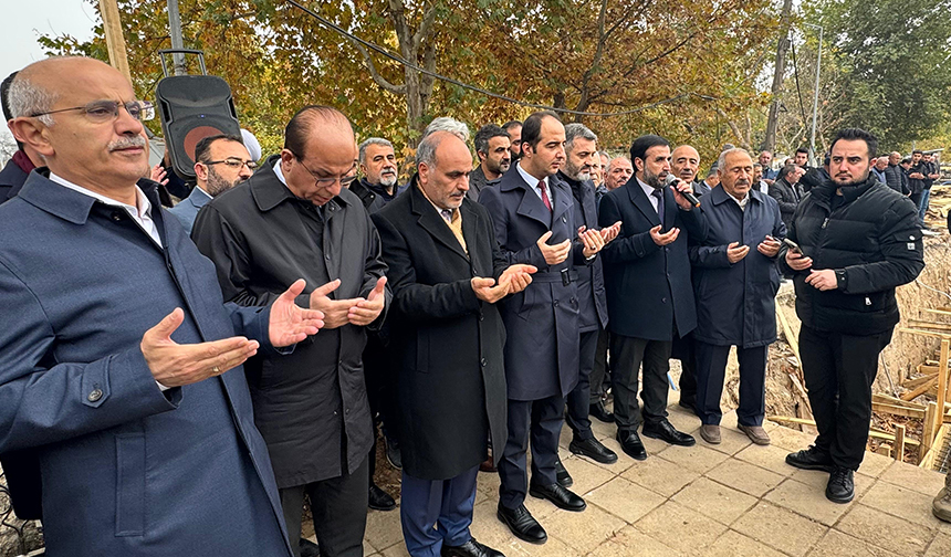 Yeşilyurt’ta Dilek Merkez Camii’nin temeli atıldı